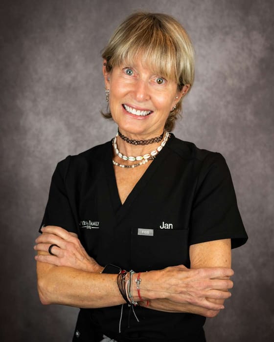 Jan, RDH, hygienist